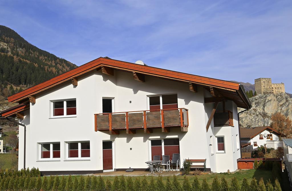 Ladis Living Apartment Cameră foto
