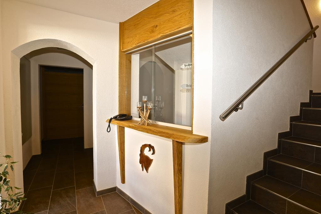 Ladis Living Apartment Exterior foto